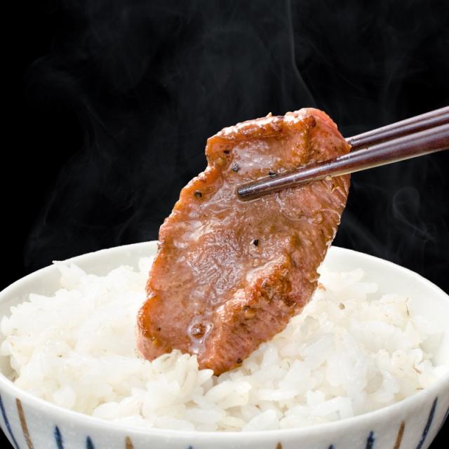 牛たん 牛タン 厚切り 足し加える 3kg 1kg×3風呂敷き包み 御勤め用 厚切り牛タン 剥き身 タン たん はね除ける済み 味付け 仙台呼びもの ぎゅうたん たん塩 タン塩 亜米利加産 カナダ産 焼肉 鉄板焼き ビフテキ BBQ 丸焼き