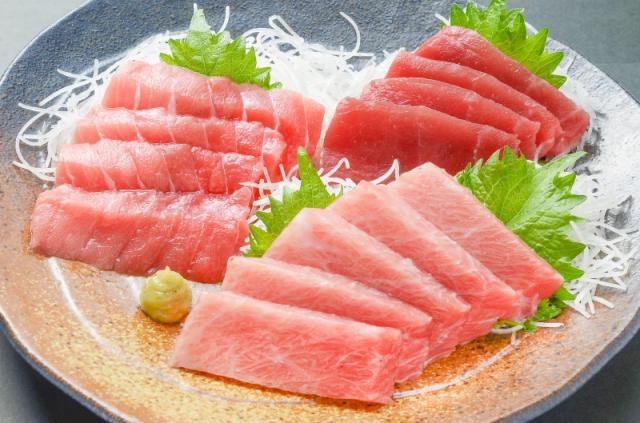 送料無料 まぐろセット まぐろざんまい 築地 本マグロ 大トロ 中トロ 赤身 3色セット 2 王様のネギトロ 2 無添加うに 2 通が唸る本の通販はau Pay マーケット うにカニまぐろなら築地の王様