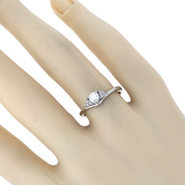 Pt900 プラチナ リング ダイヤモンド0.228ct ピンクダイヤモンド0.05ct