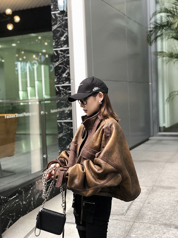 ジャケット ブルゾン レディース アウター ショート丈 モコモコ ボアコート 韓国 ファッション かっこいい おしゃれ クール ヴィンテージの通販はau Pay マーケット Another Me アナザーミー