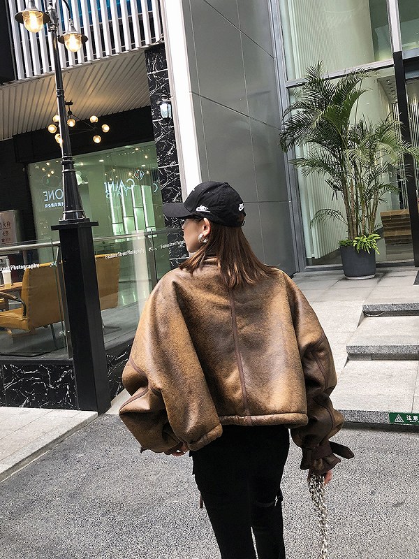 ジャケット ブルゾン レディース アウター ショート丈 モコモコ ボアコート 韓国 ファッション かっこいい おしゃれ クール ヴィンテージの通販はau Pay マーケット Another Me アナザーミー