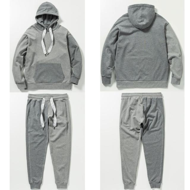 ウノピュウノウグァーレトレ リラックス 1PIU1UGUALE3 RELAX セイムカラーフーディーセットアップ XL XXL セットアップ プレゼント ロゴ uso-25031 usb-2502 ブラック グレー ウノピュウノウグァーレトレ リラックス 1PIU1UGUALE3 RELAX セイム