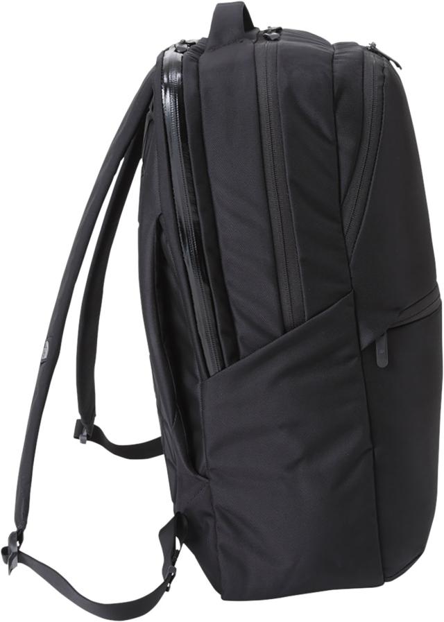 ザ・ノース・フェイス THE NORTH FACE アウトドア シャトルデイパック Shuttle Daypack リュック バックパック かばん 24.5L ビジネス 仕事 通勤 パソコン収納 機能的 高強度 シンプル  NM82329 K