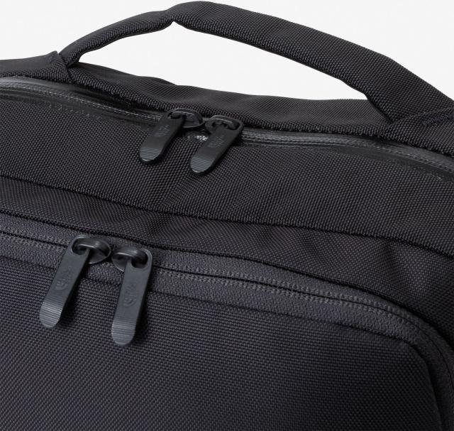 ザ・ノース・フェイス THE NORTH FACE アウトドア シャトルデイパックスリム Shuttle Daypack Slim リュック バックパック かばん 15.5L ビジネス 仕事 通勤 機能的 スリム シンプル  NM82330 K