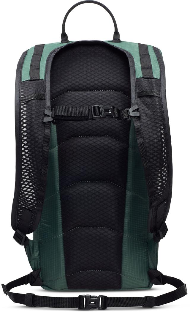 マムート MAMMUT アウトドア NEON LIGHT バックパック ザック リュック 