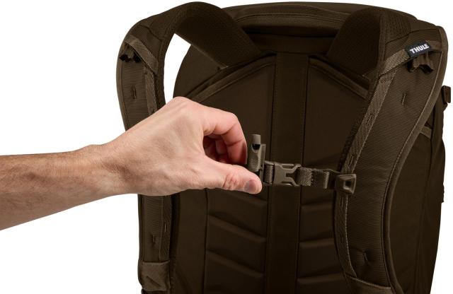 スーリー THULE Thule Landmark 60L Travel Pack Deep Khaki バックパック リュックサック 取り外し可能デイパック 旅行 トラベル レジャー 3205313_6