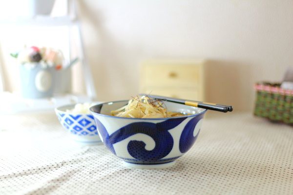 鳴門唐草 深口ラーメン鉢 日本製 美濃焼 うどん鉢 そば 丼 鳴門唐草 深口ラーメン鉢 日本製 美濃焼 うどん鉢 そば 丼