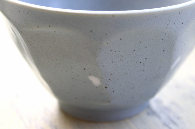美濃焼面取茶碗 日本製 美濃焼 ご飯茶碗 お茶碗 飯碗 高級感 茶碗 個性 手づくり風 レトロ 和風 定番商品 食器 うつわ 器 皿 お皿 陶器  の通販はau PAY マーケット セラポッケ かわいい陶器のお店 au PAY マーケット－通販サイト