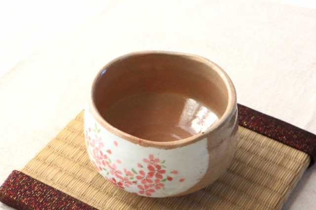 抹茶碗 白化粧ピンク桜 お取り寄せ 国産 美濃焼 抹茶 まっちゃ お茶 作法 和食器 茶器 茶碗 茶道 抹茶茶碗 定番商品 お試し 中級 上級  取の通販はau PAY マーケット - セラポッケ かわいい陶器のお店