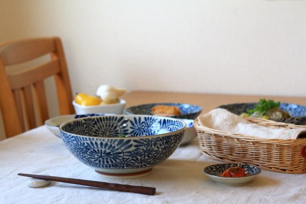藍染タコ唐草 麺鉢 日本製 美濃焼 古来からある伝統の柄 大鉢 ボール そうめん鉢 どんぶり 和食器｜au PAY マーケット