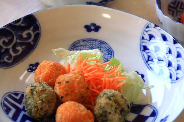 藍丸紋 6.8寸深皿 日本製 美濃焼 長く使える上品な藍染柄です パスタ鉢 中鉢 カレー皿 主食皿 和食器｜au PAY マーケット