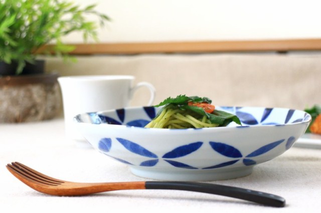 藍七宝 六兵6.8寸パスタボール 日本製 美濃焼 深皿 大皿 カレー 藍七宝 六兵6.8寸パスタボール 日本製 美濃焼 深皿 大皿 カレー