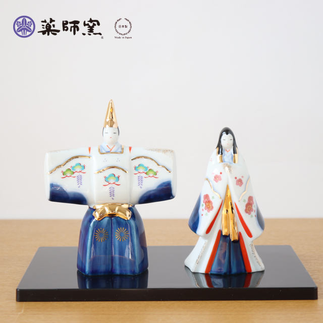 薬師窯 染錦立雛 松竹梅 桃の節句 雛人形 雛飾り 陶器 ギフト コンパクト 絵付け 瀬戸 の通販はau Pay マーケット 雑貨のお店 セレクト ペンギン 薬師窯 染錦立雛 松竹梅 桃の節句 雛人形 雛飾り 陶器 ギフト コンパクト 絵付け 瀬戸 の通販はau Pay マーケット 雑貨のお店 セレクト ペンギン