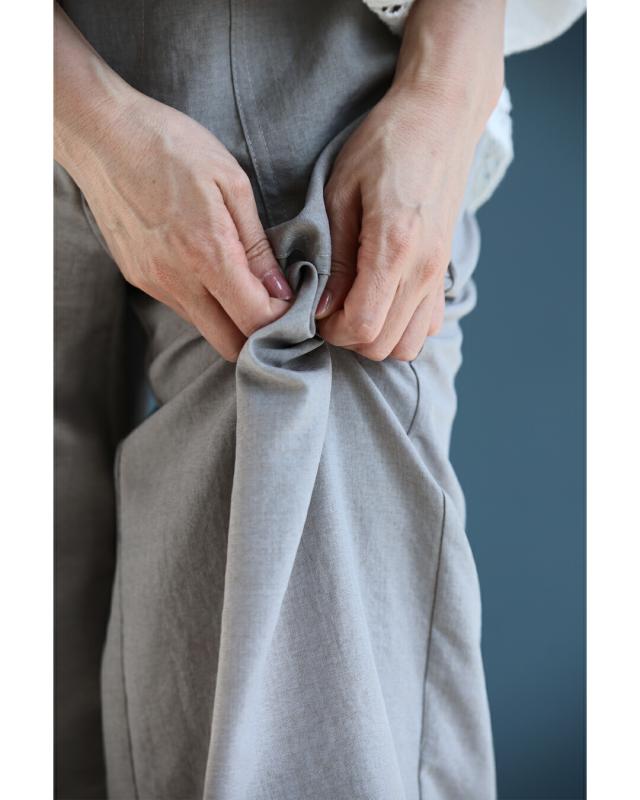 再入荷9月1日 シワになりにくい。快適リネン見えパンツ cawaii