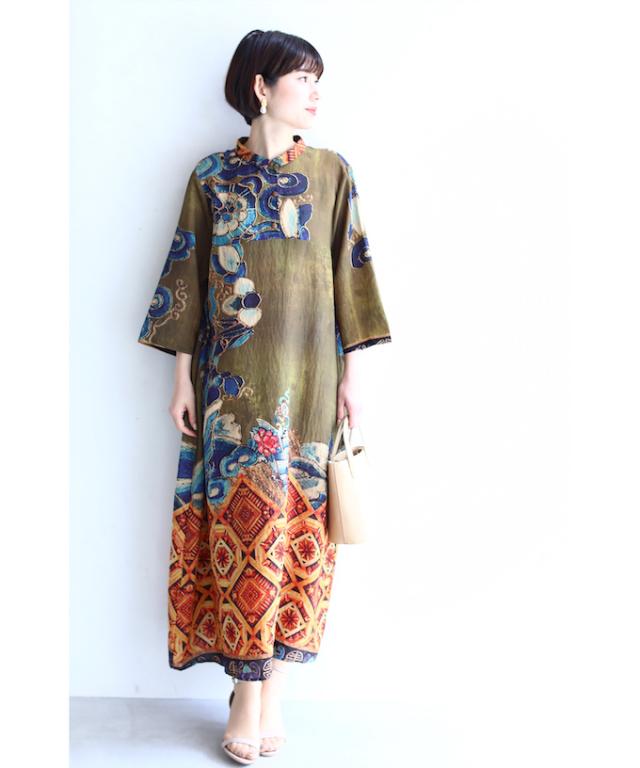 カーキ色色刺繍入りロングワンピース