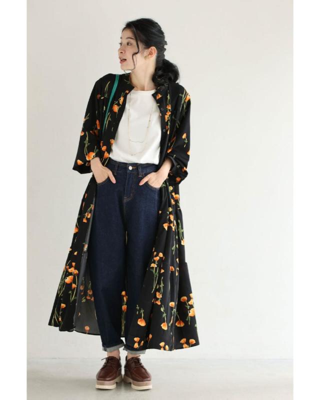 再入荷11月4日 （黒）夕陽色に染まる花柄ロングワンピース（紐付き