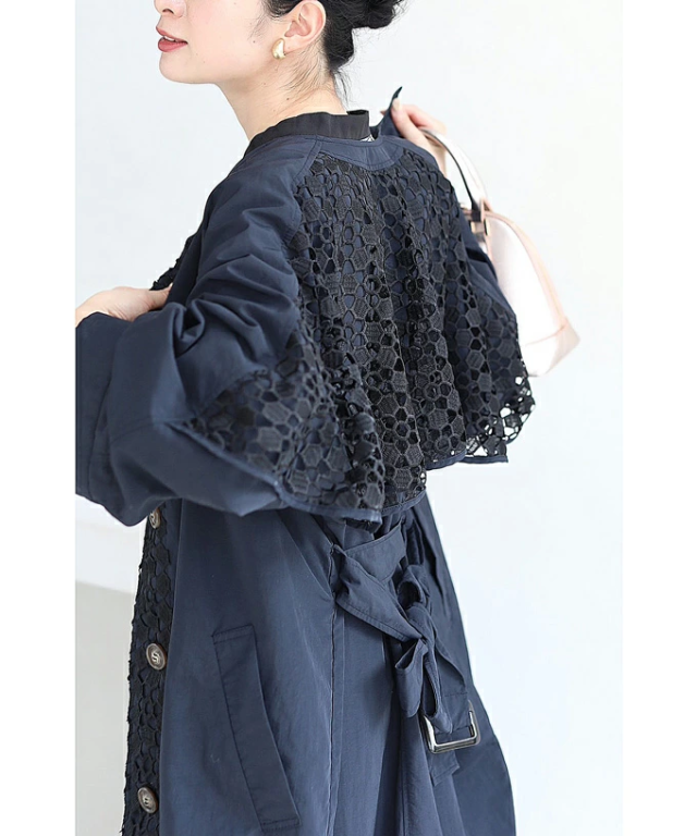 再入荷2月2日 （ベルト付き）後ろ姿に浮かぶ可愛いパンチングレースの