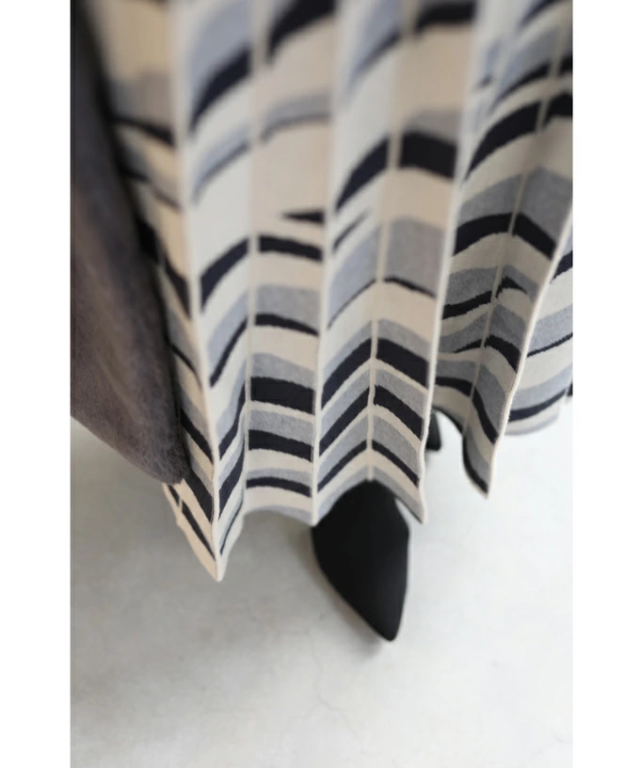 たなびく柄の折りニットロングスカート (S~2L対応) fzp00057od cawaii