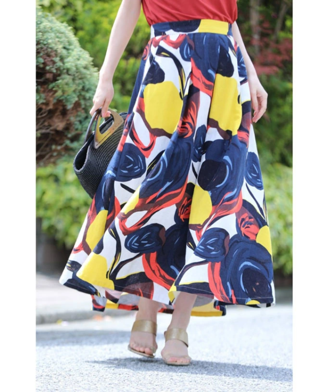 S~L対応）色彩の美しさ溢れるアート柄ミディアムスカート fzp00084od
