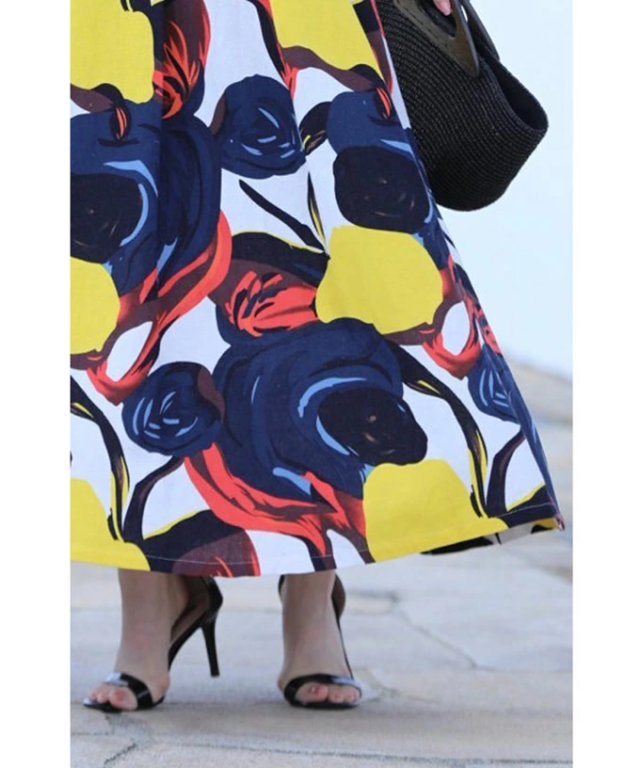 S~L対応）色彩の美しさ溢れるアート柄ミディアムスカート fzp00084od