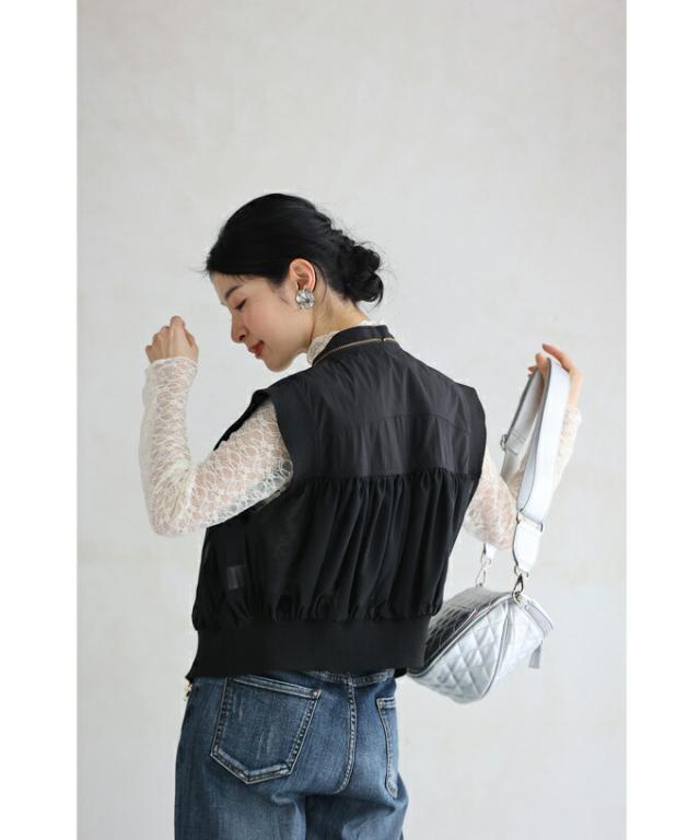 再入荷6月5日 （黒）チュールギャザーのダブルジップアップベスト