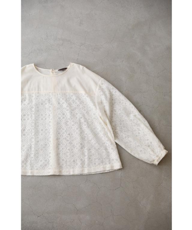 再入荷12月5日 ステンドグラス柄ブロックレースのシアープルオーバー