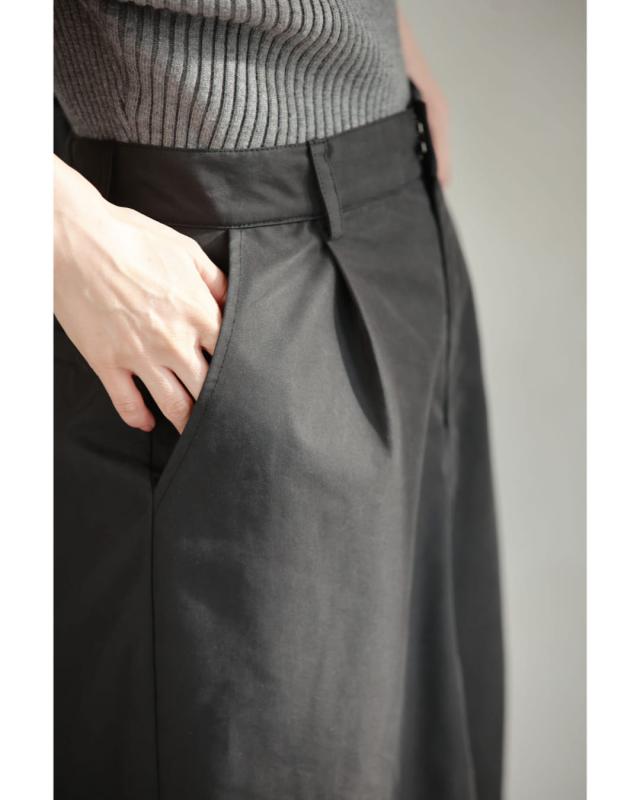 再入荷12月1日 （黒）レース広がるマーメイドラインロングスカート