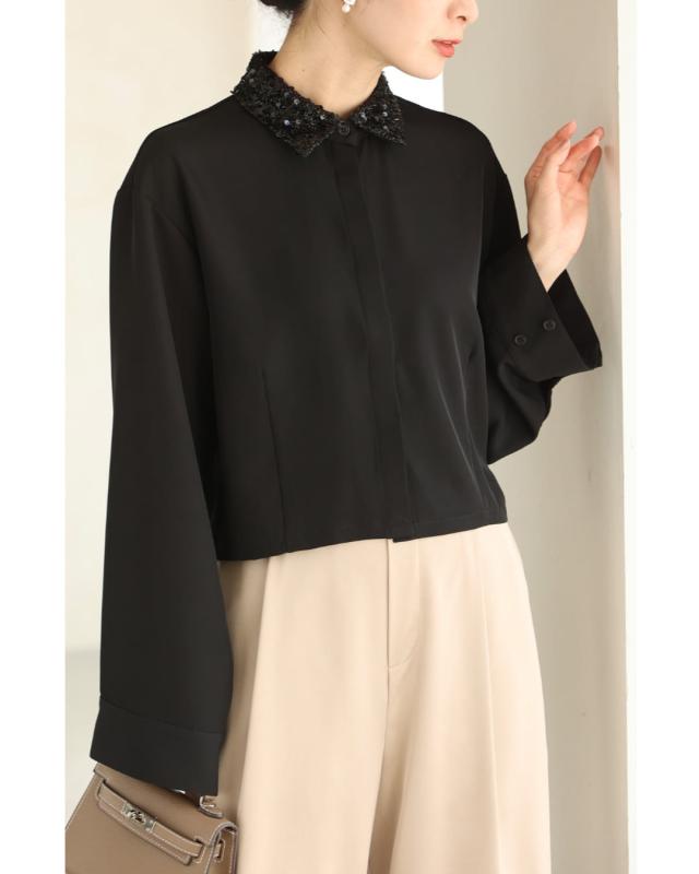 新作12月30日 （黒）スパンコールが輝くキラキラ襟の短丈シャツ