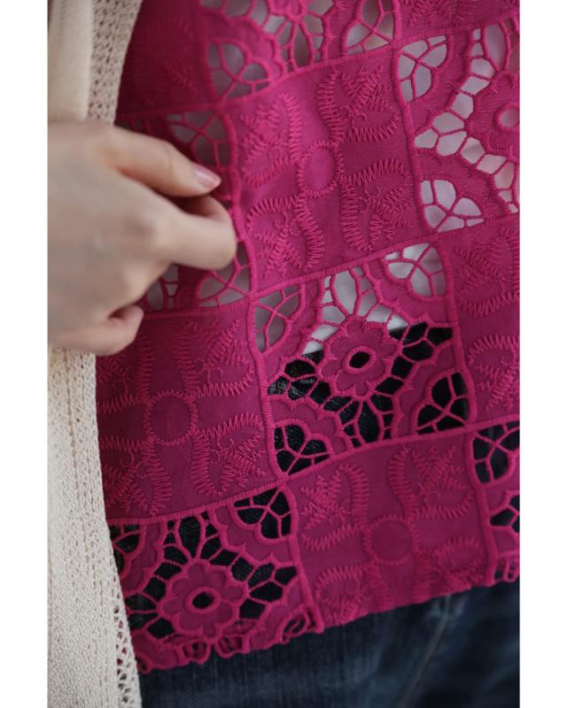 再入荷7月5日 目を惹く華やかピンクのブロックレースカットソー