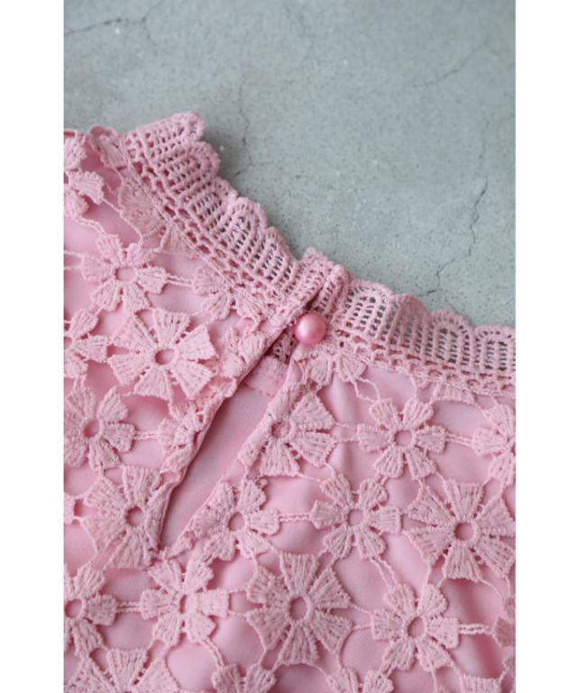 再入荷3月23日 花咲カッティングレースプルオーバートップス cawaii