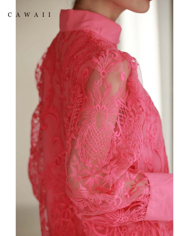再入荷1月24日 刺繍ベールの華やかピンクブラウストップス cawaii w50497nc S~L対応 長袖 刺繍 透け感 ピンク オシャレ 個性的 大人可愛い エレガント 上品 秋服 秋物 冬服 冬物 春 薄手 レディース ファッション ミセス 30代 40代 50代の通販は