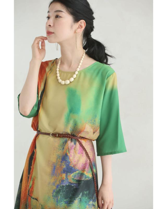 新作7月14日 朝露に濡れる蓮の花のミディアムワンピース cawaii w50532nc S~L対応 半端袖 花柄  アート柄 グリーン オシャレ 個性的 大人可愛い エレガント 上品 春服 春物 夏服 夏物 薄手 レディース ファッション ミセス 30代 40代 50代