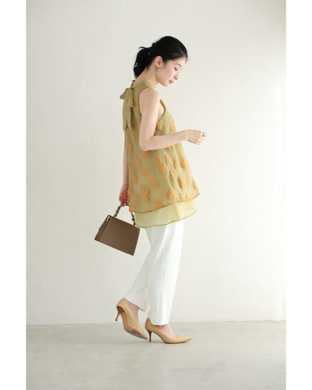 新作8月20日 浮かび上がる花刺繍の重なるベールチュニック cawaii