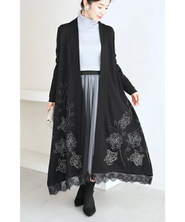【閉店SALE】 カーディガン 秋冬 ニットカーディガン ロング w53920 M~3L  黒 煌めくバラの裾レースロングガウン cawaii  母の日 コーディガン 大きいサイズ  薄手 黒 レース 刺繍 ライトアウター オケージョン お呼ばれ 通勤 きれいめ 上品 ミセス 60代 40代 50代 30代 カーディガン 秋冬 ニットカーディガン ロング w53920 M~3L 黒 煌めく