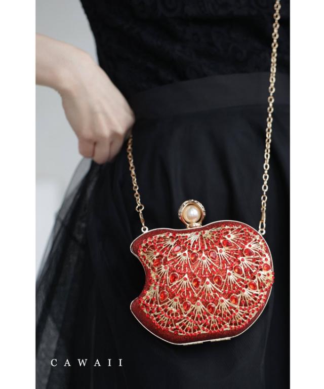 再入荷1月15日 （ショルダーチェーン付き）オリエンタル な 装飾 が 煌めく キラキラ りんご ミニ バッグ cawaii w60482ps オケージョン パーティー 女子会 結婚式 同窓会 大人可愛い レディース ファッション 30代 40代 50代 母の日の通販は 5,264円