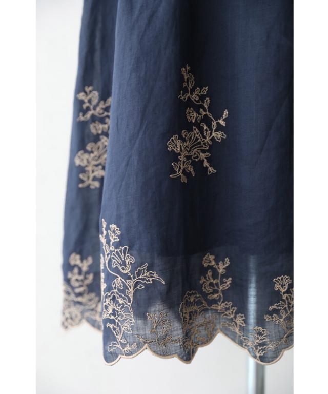 再入荷6月14日 （紺）ふんわり風舞い込む涼しさの刺繍ミディアム