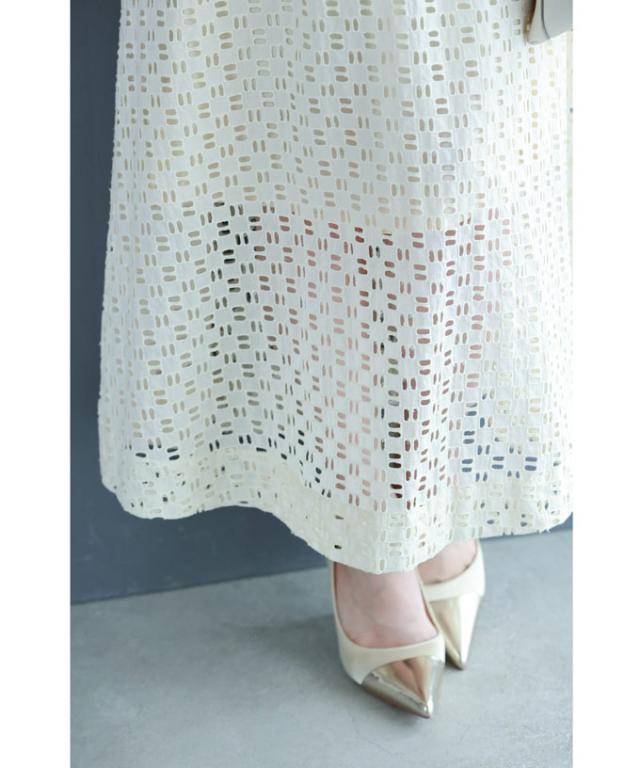 再入荷7月14日 （ベルト付き）まあるいパフスリーブのパンチングレース