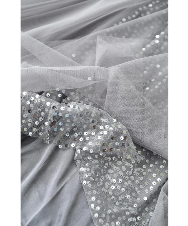 再入荷9月4日 煌めきを秘めたドラマティックチュールミディアム