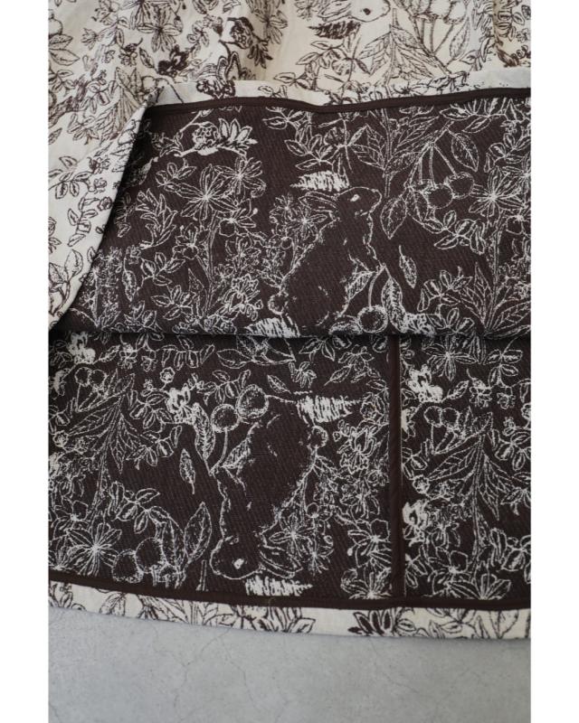 再入荷8月9日 森に潜むウサギのタックジャガードロングスカート cawaii