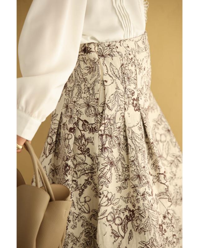 再入荷8月9日 森に潜むウサギのタックジャガードロングスカート cawaii