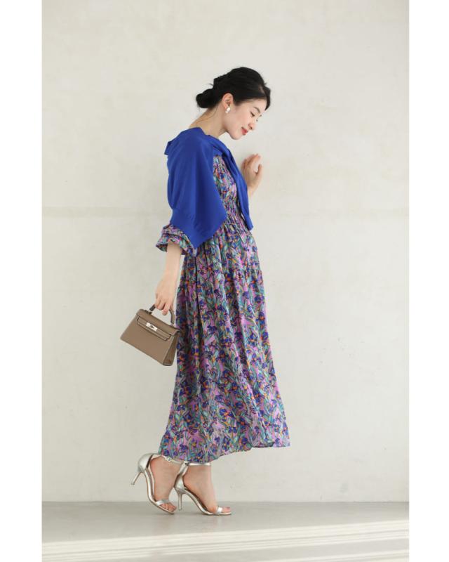 再入荷9月5日 鮮やかに描いた花のシャーリングミディアムワンピース