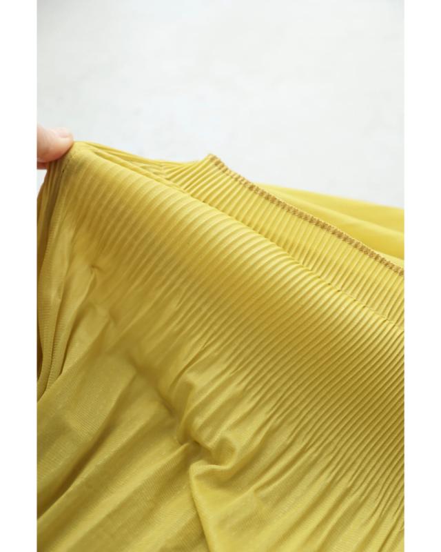 再入荷8月24日 花舞うように広がる段プリーツロングワンピース cawaii