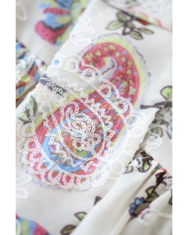 再入荷8月24日 彩り溢れる花とペイズリーのAラインプルオーバー