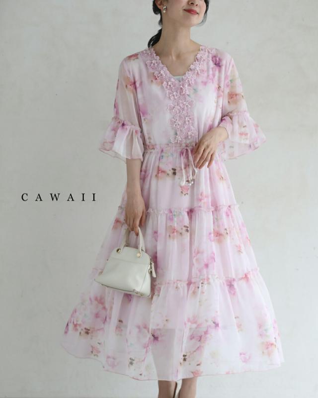 新作6月19日 胸元に流れ咲く花のミルキーピンクミディアム