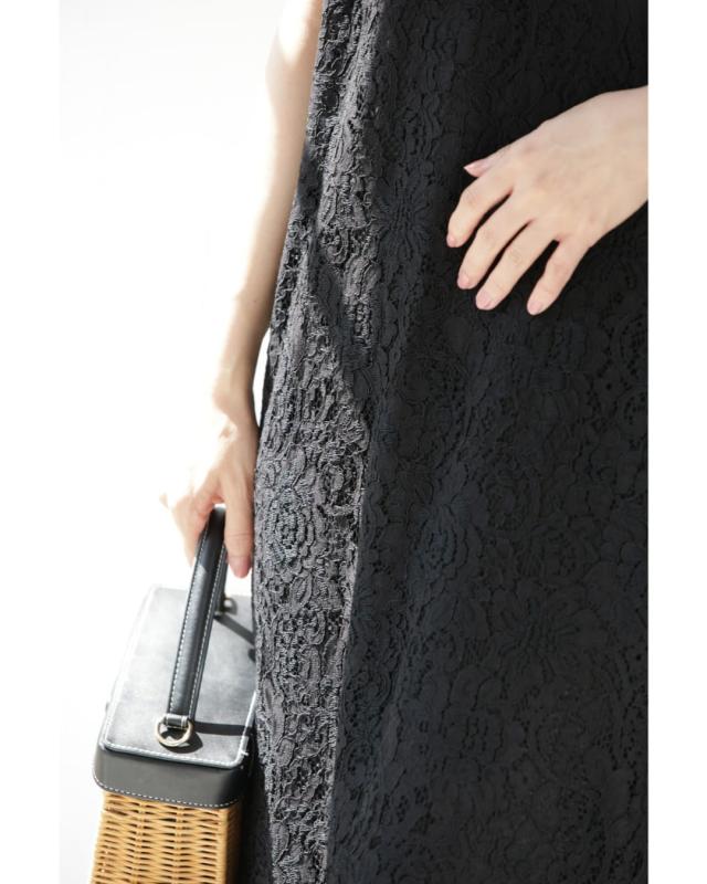 再入荷9月19日 （黒）スッキリIラインの総レースロングワンピース