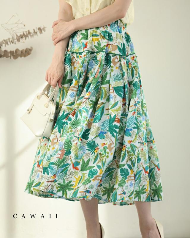 新作8月18日 陽気なアニマルのジャングルミディアムスカート cawaii w61479ps S~L対応 綿 コットン グリーン 春 夏 植物 動物 プリント フレア ひざ下 デイリー おでかけ 旅行 女子会 大人可愛い おしゃれ レディース ファッション 大人 ママ ミセス 30代 40代 50代 60代