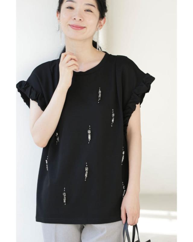 新作8月30日 黒 くしゅくしゅ袖のデコレーションビジューカットソー