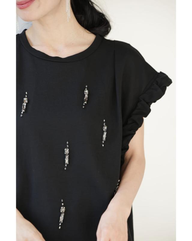 新作8月30日 黒 くしゅくしゅ袖のデコレーションビジューカットソートップス cawaii w61489ps S~2L対応 装飾 袖フリル ブラック オシャレ 個性的 大人可愛い エレガント 上品 春服 春物 夏服 夏物 薄手 レディース ファッション ミセス 30代 40代 50代 新作8月30日 黒 くしゅくしゅ袖のデコレーションビジューカットソー