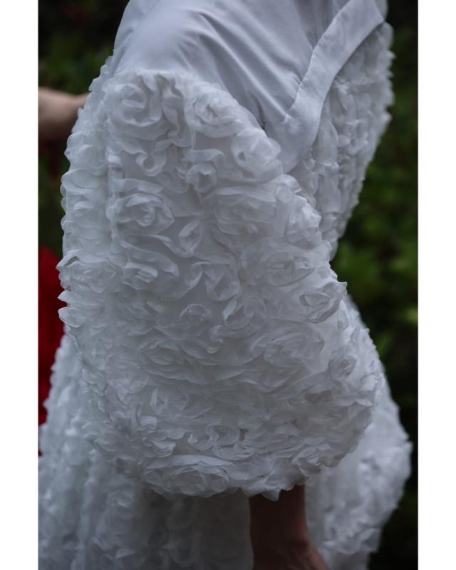 新作9月20日 満開の花咲くブーケロングワンピース（リボンベルト付き