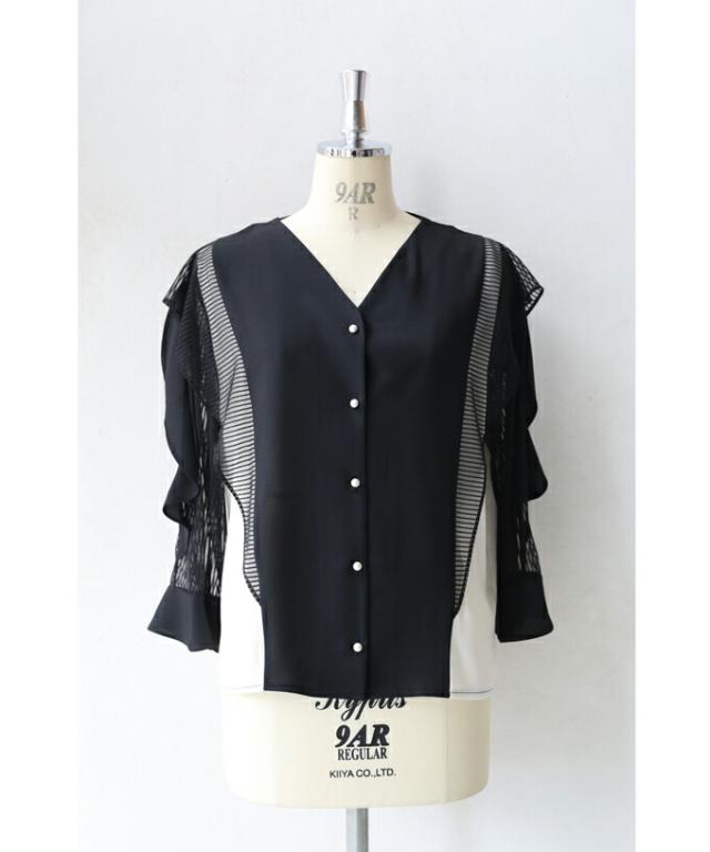 再入荷6月4日 フリル流れるシアーストライプ袖のバイカラーブラウス